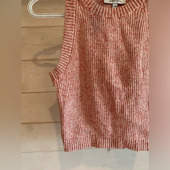& Other Stories | Red Knit Tank Top - Picture 2 of 5